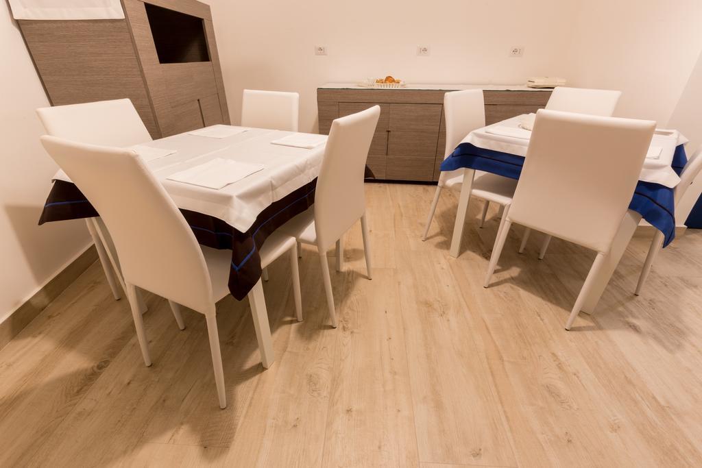 B&B Sigo Trani Bagian luar foto