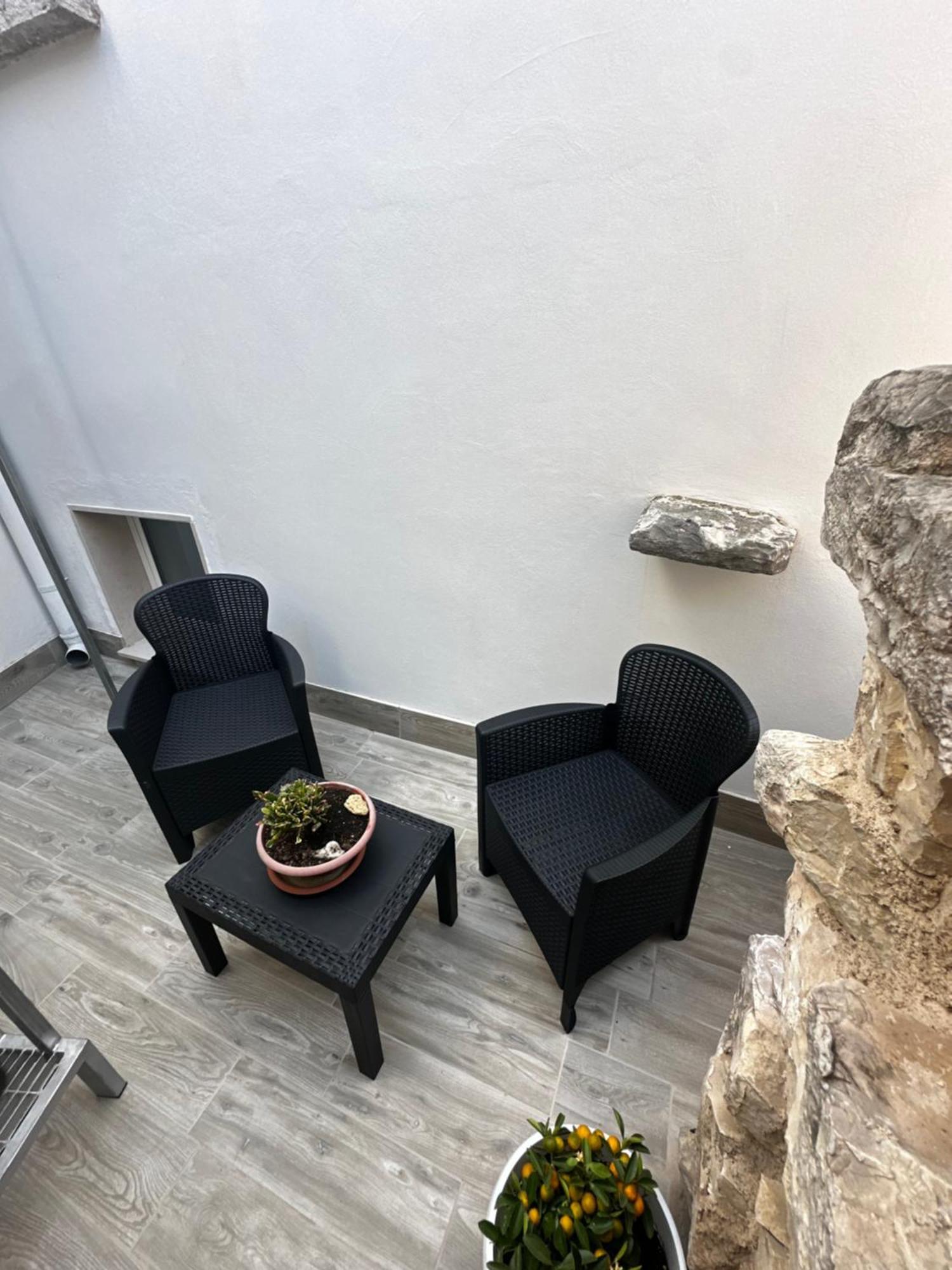 B&B Sigo Trani Bagian luar foto